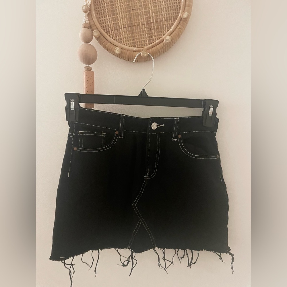 Pacsun Black Mini Jean Skirt With White Stitching